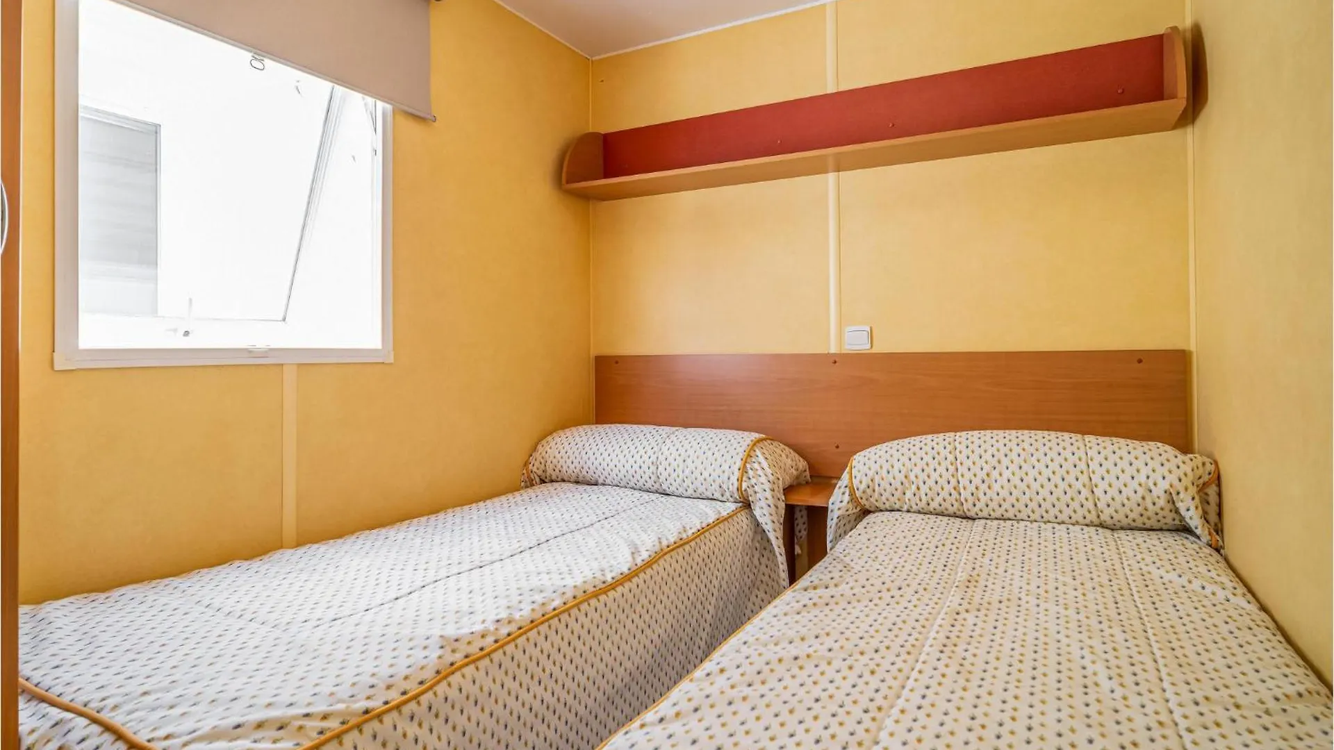 Cozy Apartment In Chipiona With Wifi